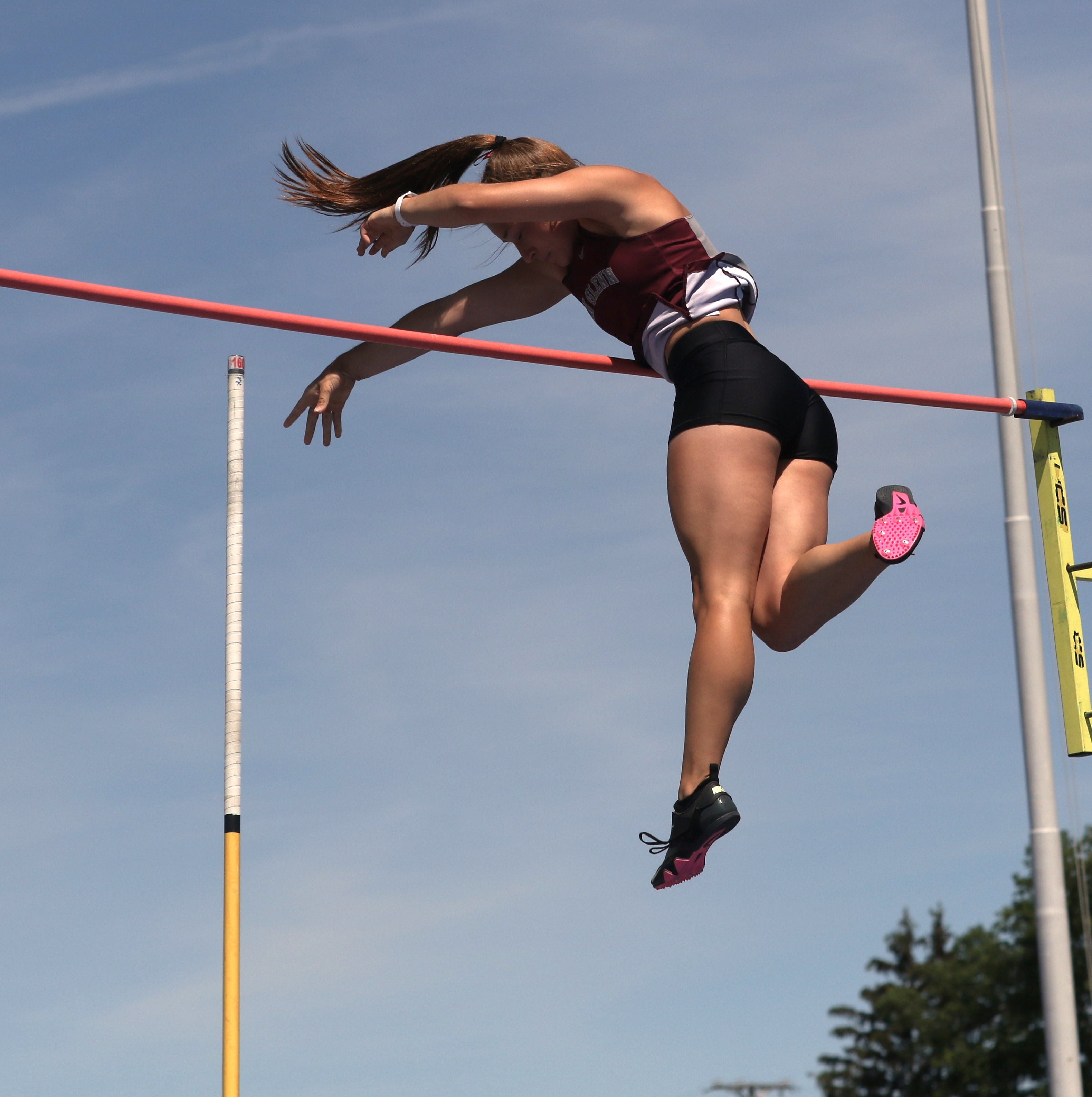 John Glenn's Brayden Snider vaults to the top, grabs state gold