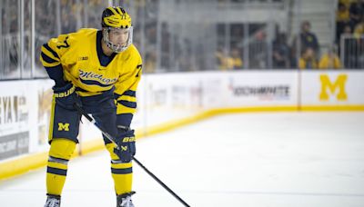 Marshall Warren signs two-year contract with New York Islanders