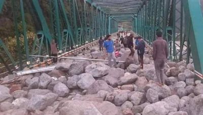 Two houses swept away, bridge damaged in flashflood near Manali, Leh highway closed