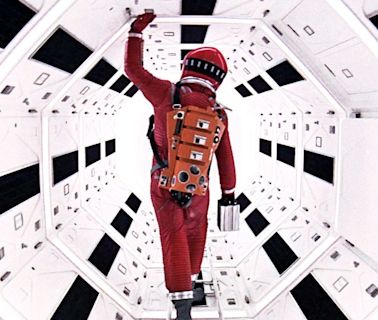 10 Most Atmospheric Sci-Fi Movies, Ranked