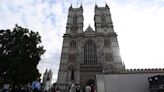 La abadía de Westminster abrirá a turistas descalzos el mosaico de la Coronación