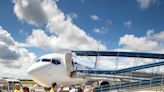 'I guess I’m a pioneer': Eager travelers take Avelo Airlines' first flight out of Lakeland