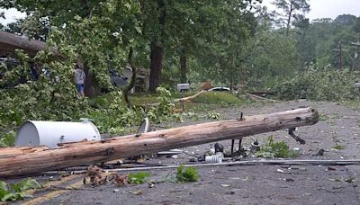 Tornado that ripped through Hot Springs early Wednesday rated EF2 | Arkansas Democrat Gazette