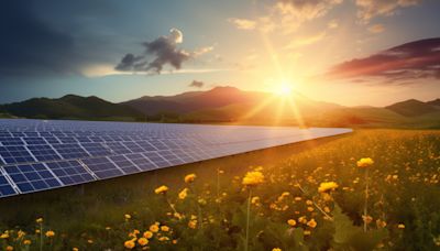 Is Xinyi Solar Holdings Limited (OTC:XISHY) the Best Cheap Alternative Energy Stock to Buy Now?