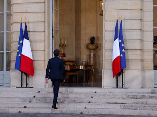 Un gouvernement NFP, une alliance Ensemble-LR... Les 5 scénarios possibles après les législatives