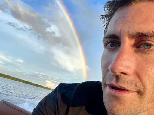 Is Jake Gyllenhaal Addicted To Fashion and Clothing? Report Says THIS