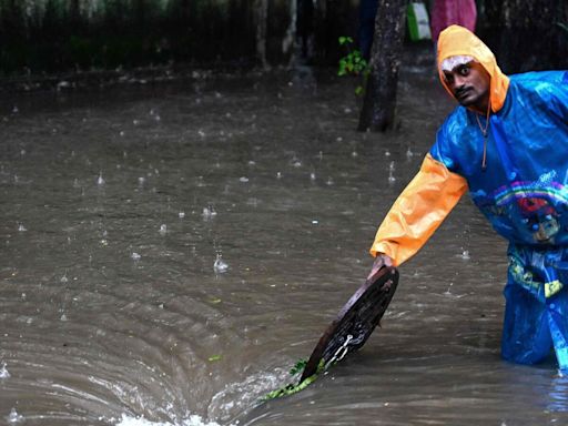 Mumbai Rains LIVE Updates: Roads, subways closed amid waterlogging