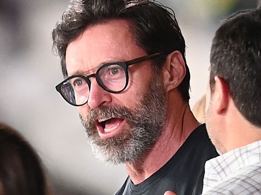 El momento tierra trágame de Hugh Jackman cuando se meó encima en público mientras actuaba