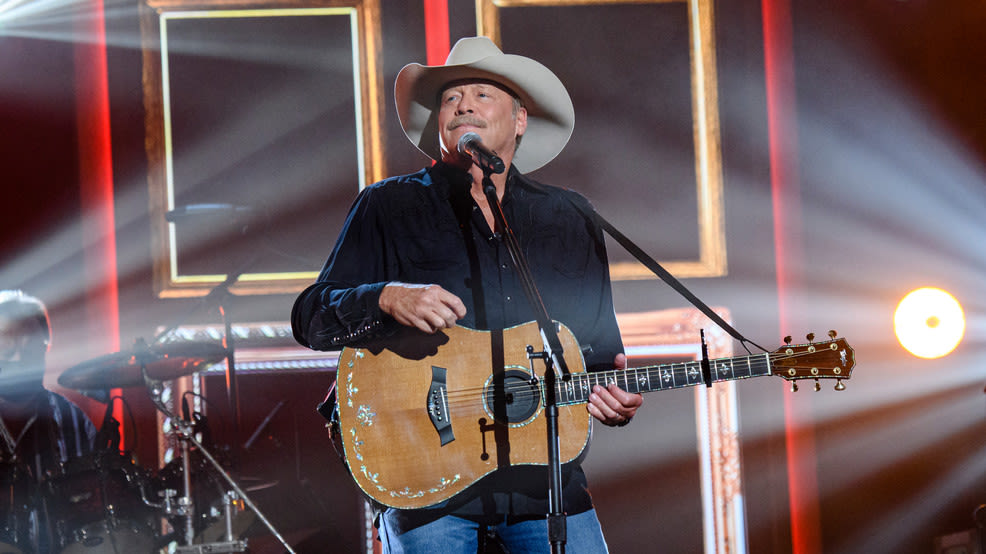 Nashville Songwriter Awards return to Ryman this September, Alan Jackson honored