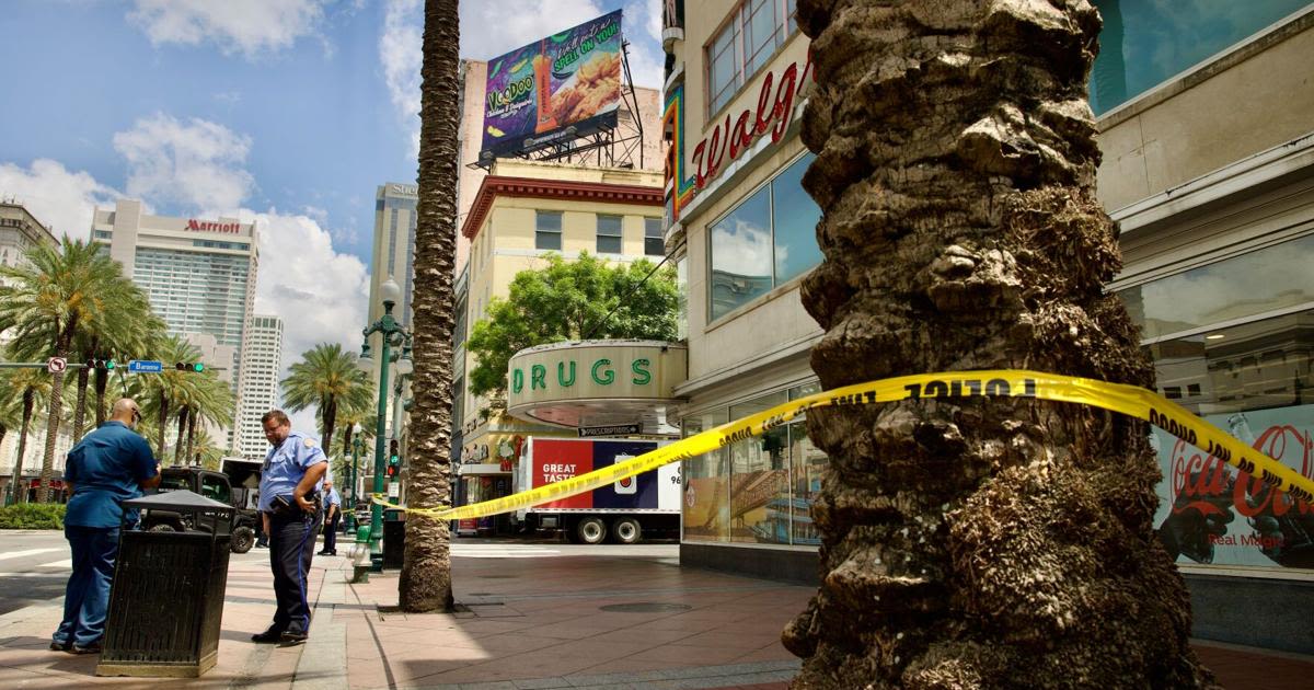 Three wounded in Canal Street shooting near French Quarter, New Orleans police say