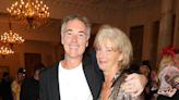 El esposo de Emma Thompson prefiere que ella sea la estrella de la familia: Ella gana mucho más