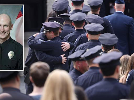 Charlotte officer killed in line of duty remembered in memorial as man who'd give the 'shirt from his back'