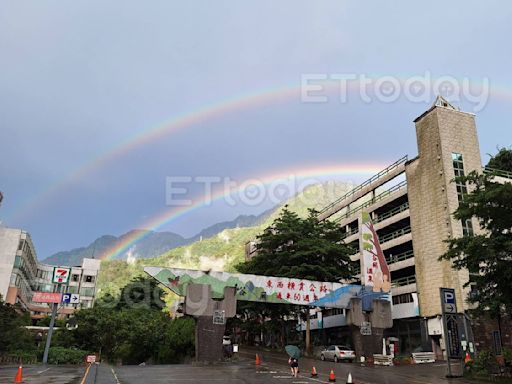 快訊／谷關上空現雙彩虹 持續1.5hrs...民眾搶拍開心喊：好美