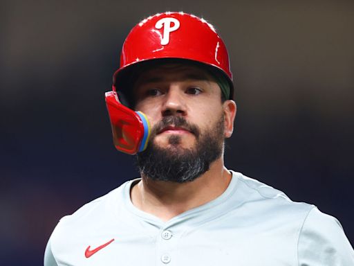 Phillies scratch Schwarber from lineup but expect reinforcements Friday