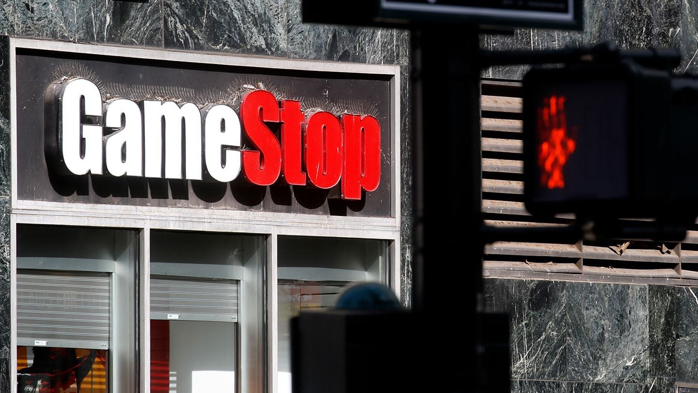 GameStop-Inspired Solana Memecoin Soars Over 80% as Roaring Kitty Flashes $586M Worth of GME Position