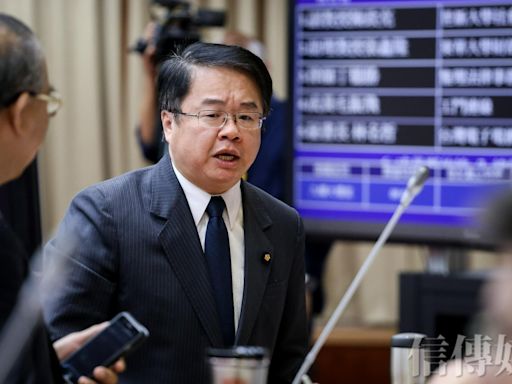 立院議事處突排審綠委《選罷法》修法 吳秉叡急撤案理由曝光