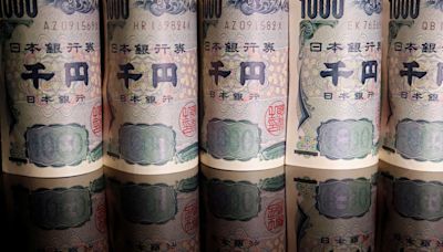 Yen jumps on suspected intervention, sterling hits one-year high