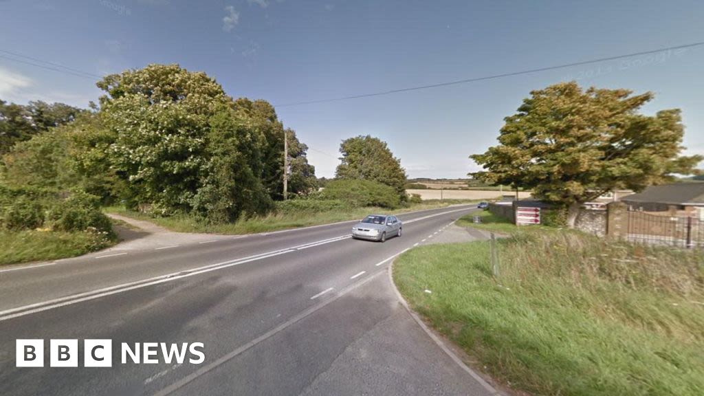 Findon: Road closed due to serious crash