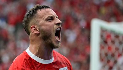 Arnautovic: carreras ilegales, insultos racistas y un coche robado tras la estrella de Austria en la Eurocopa