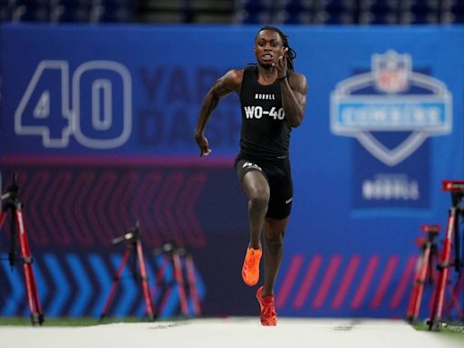 Kansas City Chiefs trade up with Buffalo Bills, select speedy Texas WR Xavier Worthy