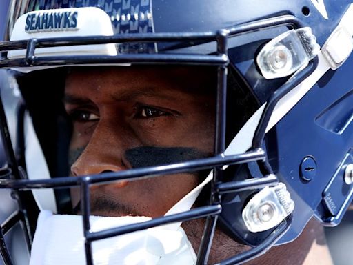 Geno Smith is knocking on the door of stardom. Now he must deliver in the spotlight