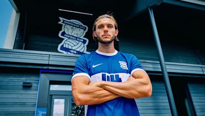 Birmingham City sign Iceland midfielder Willum Thór Willumsson from Go Ahead Eagles