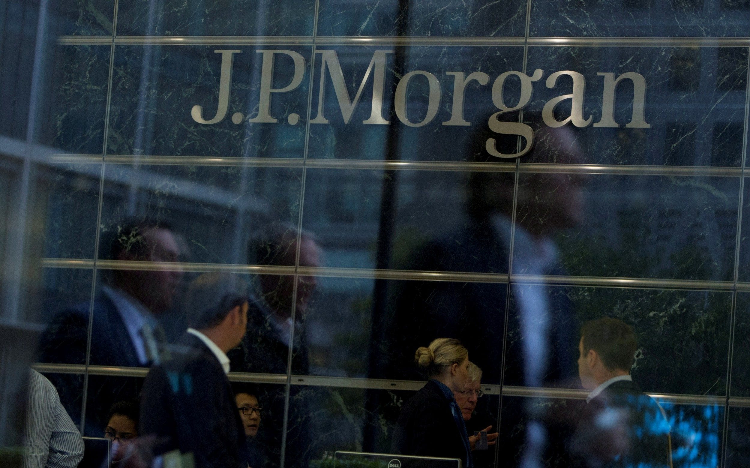 JP Morgan scraps EU cap for 10-fold increase in bankers’ bonuses