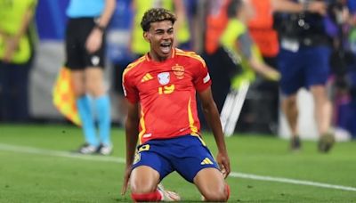 Yamal becomes youngest-ever goalscorer at a Euro as Spain storms past France into final | CBC Sports