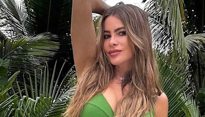 Sofía Vergara’s Sexy Swimsuit Featured This Secretly Practical, Bust-Boosting Detail