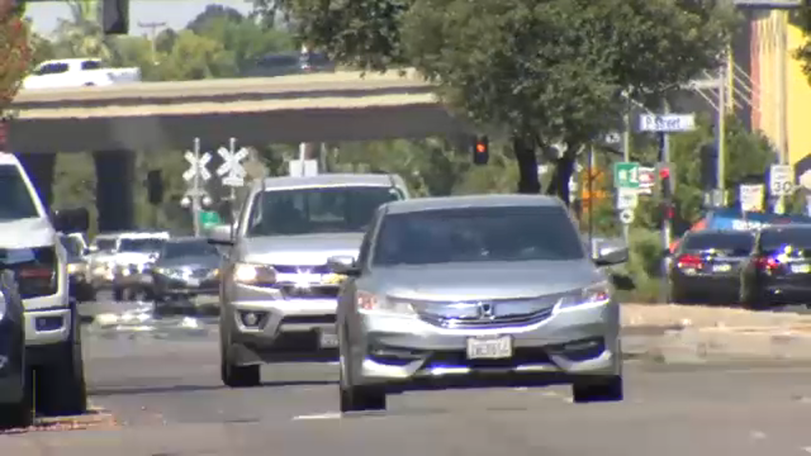 City of Fresno starts renaming three streets to Cesar Chavez Blvd despite lawsuit from residents