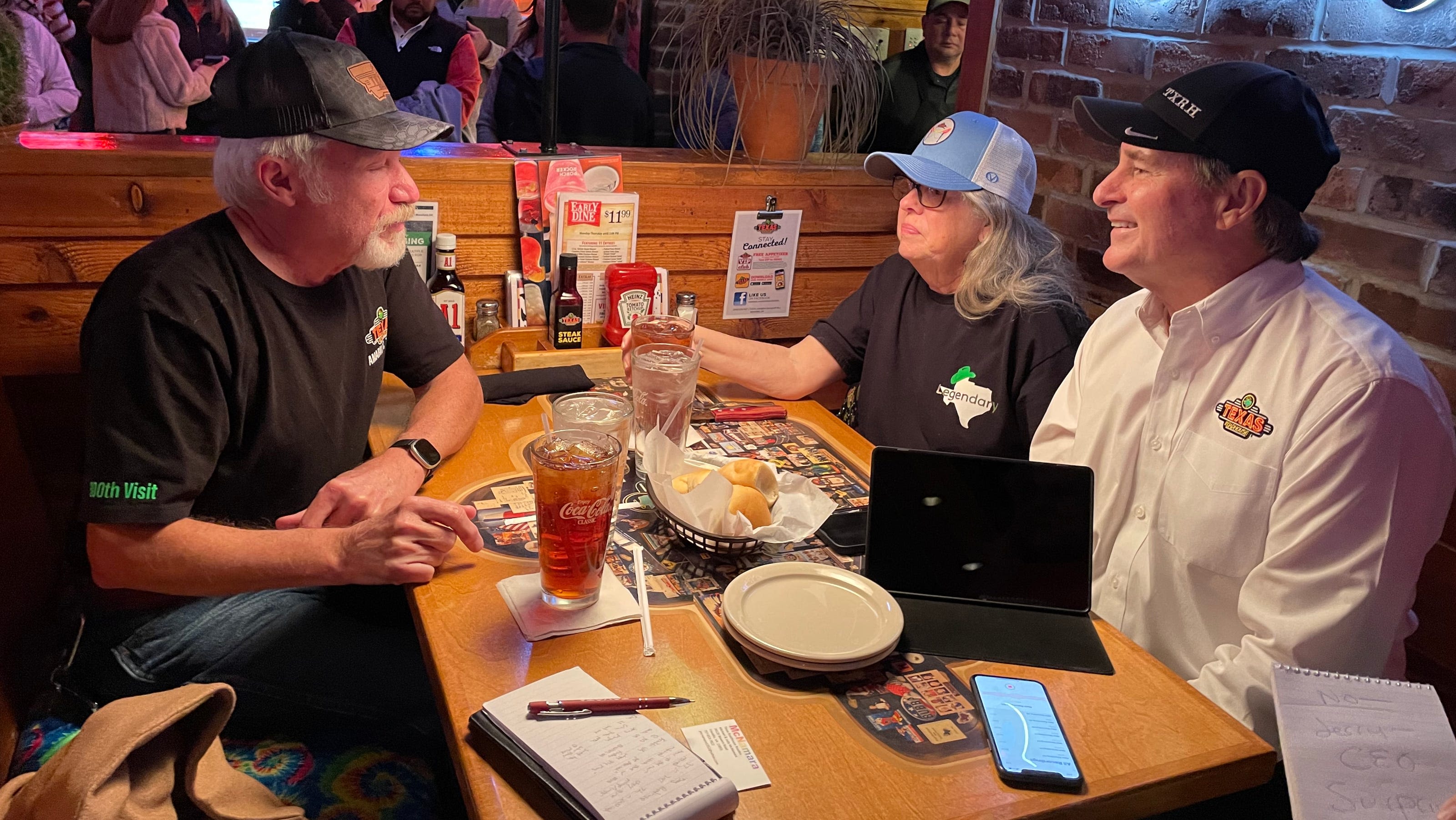 A very American mission: Virginia couple looks to visit, eat at every Texas Roadhouse in US