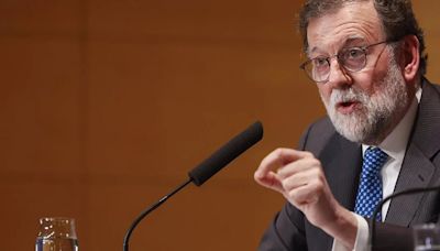 Rajoy acusa al PSOE de "contagiarse del Frankenstein" y "romper" con la Transición y "los grandes acuerdos nacionales"