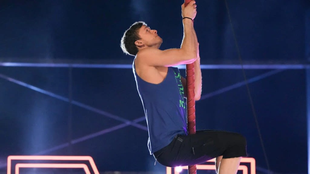 ‘American Ninja Warrior’: The Deaf Ninja Scores First Buzzer a Decade in the Making | Video