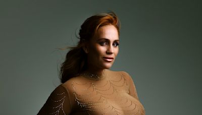 MAFS AU: Jules Robinson poses for nude pregnancy shoot