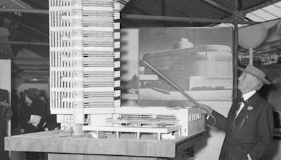 Frank Lloyd Wright skyscraper up for auction