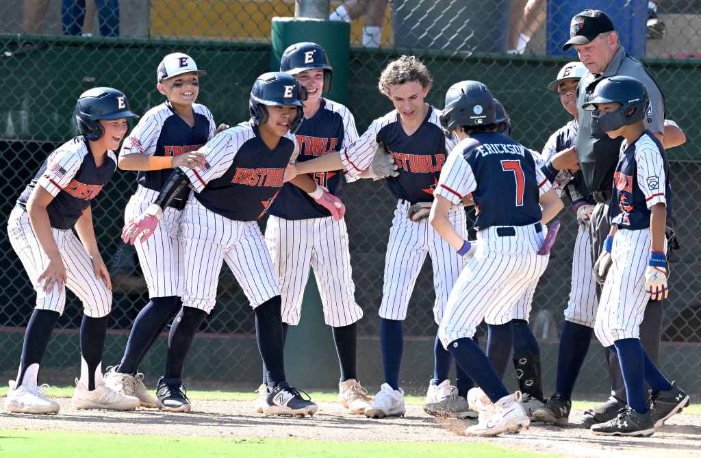 Eastvale Little League baseball team advances to West Region championship game