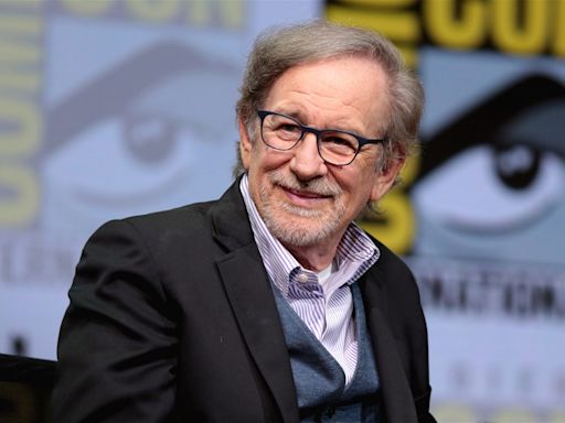 “Everybody fell on the floor in hysterics”: Steven Spielberg Couldn’t Cut the Best Unscripted Moment From Indiana Jones and the Last Crusade