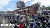 More than 1,000 bikers take part in Isle of Man TT Legacy Lap