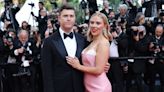 Scarlett Johansson and Colin Jost Cozy Up on 'Asteroid City' Red Carpet at Cannes: Photos