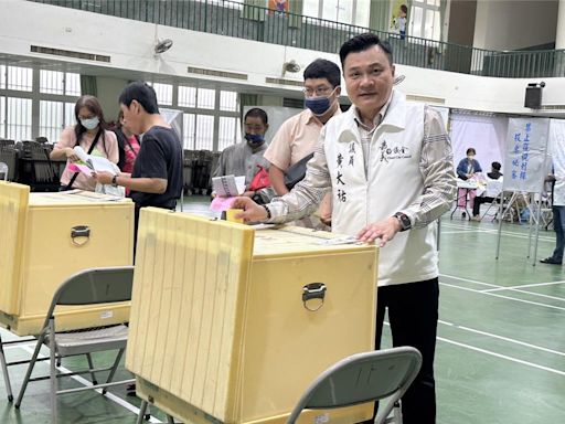 民進黨嘉市黨部改選投票 4派系各據一方搶票激烈