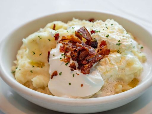 Jamie Oliver has method to store and defrost mashed potatoes that is simple