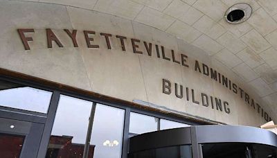 Packed Fayetteville City Council meeting features votes on SROs, hotel, former restaurant | Arkansas Democrat Gazette