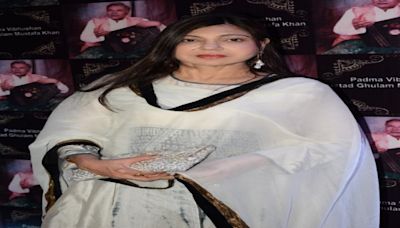 What's this 'rare sensory hearing loss' that singer Alka Yagnik was diagnosed with?