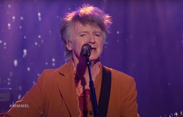 Crowded House Perform “Teenage Summer” on Kimmel: Watch