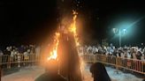 Fuego y danza prima cumplen con la tradición de San Xuan en Grado