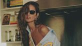 Izabel Goulart exibe novo ensaio na Grécia