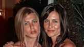 La felicitación más personal de Courteney Cox a Jennifer Aniston con un emocionante homenaje incluido