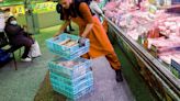 Los supermercados se resisten a entregar datos de alimentos al INE para calcular el IPC: solo Alcampo y Carrefour colaboran