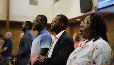 Haitians in Ohio find solidarity at church after chaotic week of false pet-eating claims