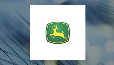 Ontario Teachers Pension Plan Board Lowers Stock Position in Deere & Company (NYSE:DE)